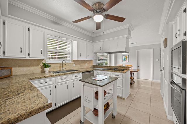 11507 Quail Creek Drive, Houston, TX 77070