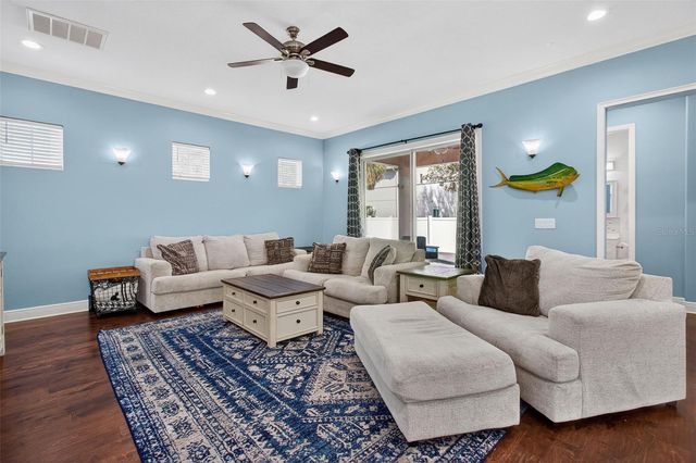 3503 W PRICE AVENUE, Tampa, FL 33611