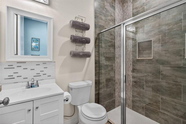 3503 W PRICE AVENUE, Tampa, FL 33611