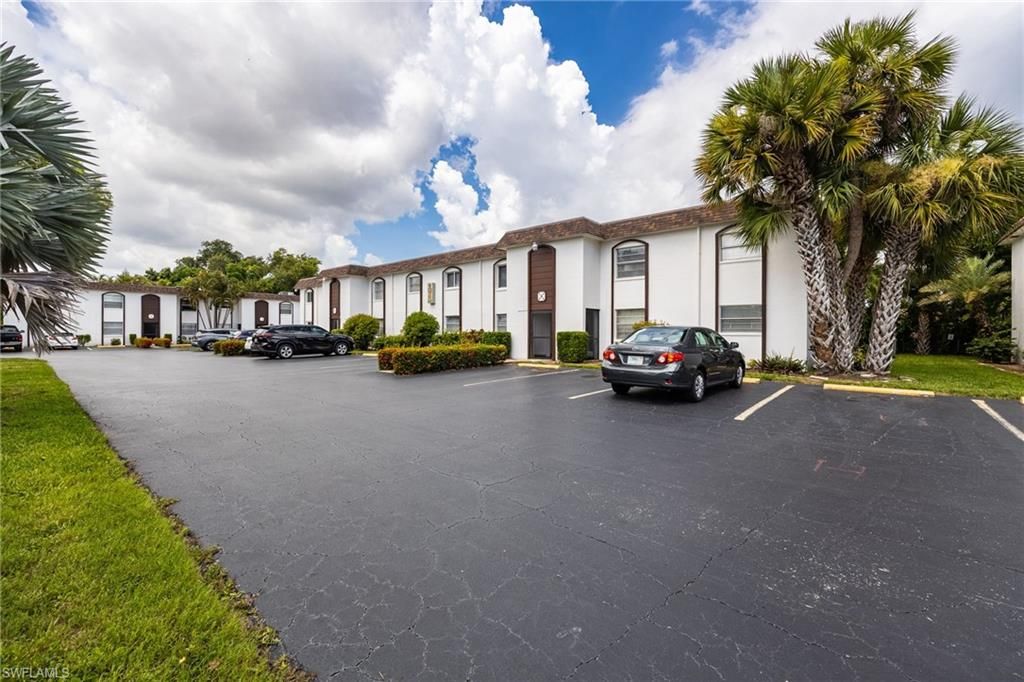 2828 Jackson ST B3, FORT MYERS, FL 33901 — photo 2