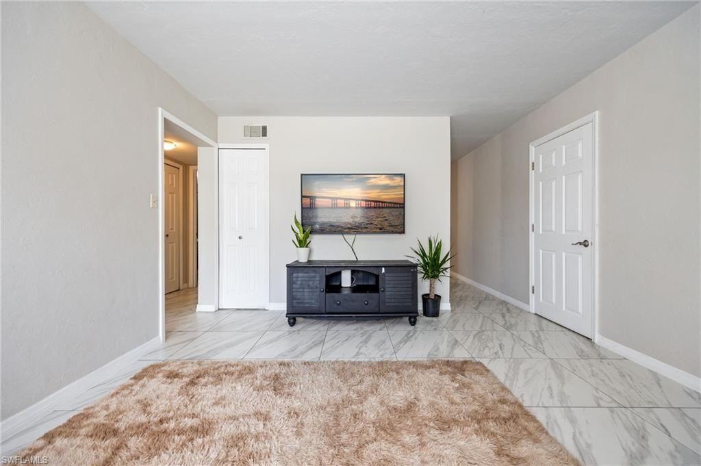2828 Jackson ST B3, FORT MYERS, FL 33901 — photo 3