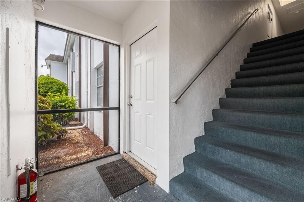 2828 Jackson ST B3, FORT MYERS, FL 33901 — photo 5