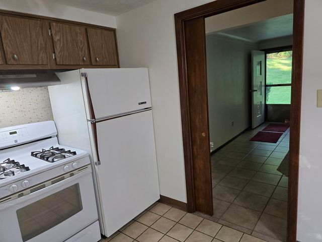 11255 Brokers LANE, North Huntingdon, PA 15642
