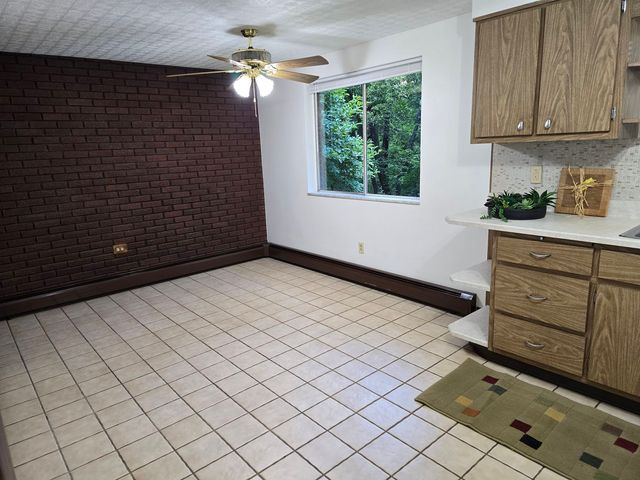 11255 Brokers LANE, North Huntingdon, PA 15642