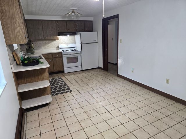 11255 Brokers LANE, North Huntingdon, PA 15642