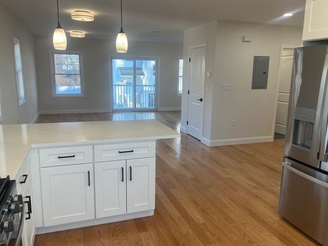 84 Arcadia 2, Revere, MA 02151