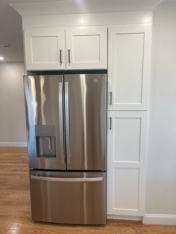 84 Arcadia 2, Revere, MA 02151