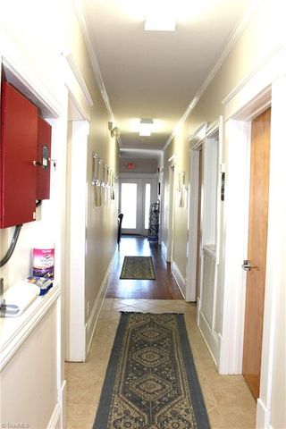 906 S Main Street, Burlington, NC 27215