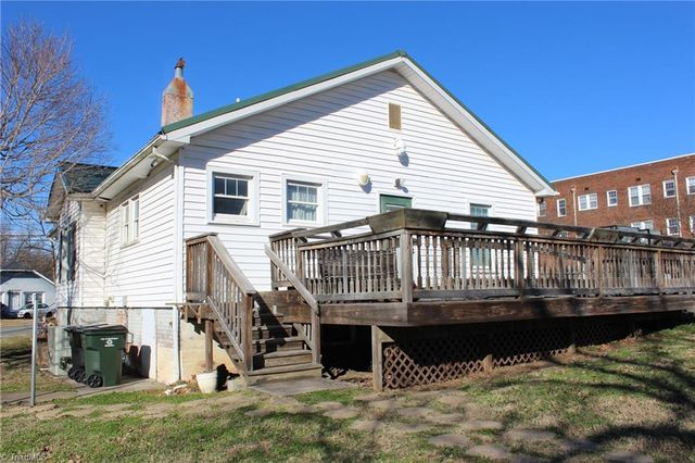 906 S Main Street, Burlington, NC 27215