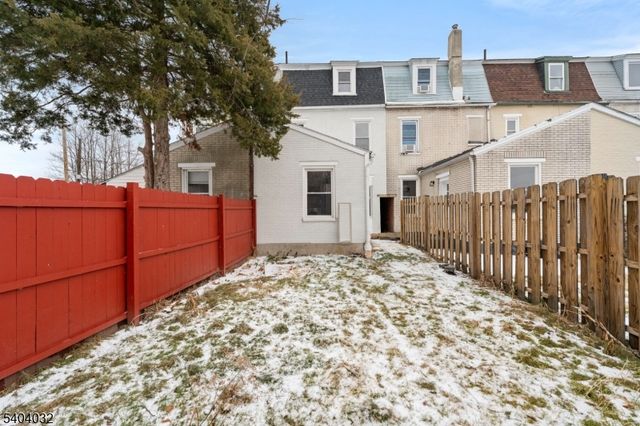 23 Reese Ct, Phillipsburg Town, NJ 08865