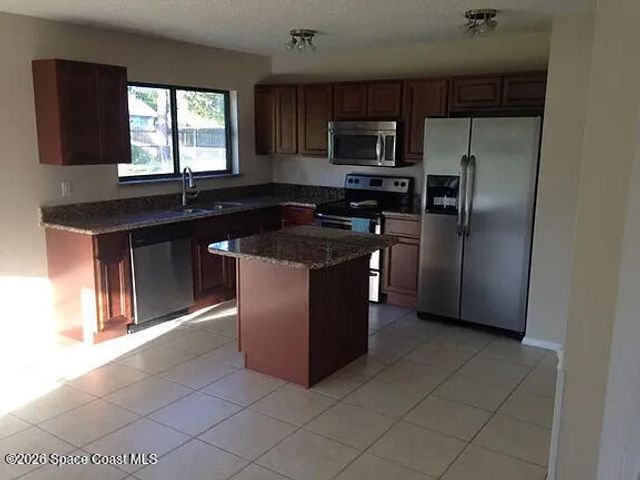 1671 Charles Boulevard NE, Palm Bay, FL 32907