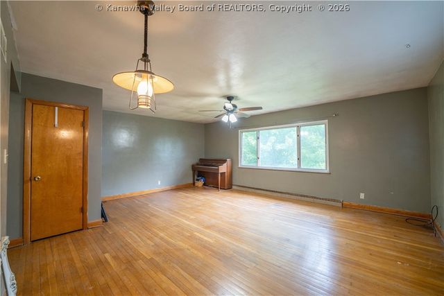929 Park Street, St Albans, WV 25177