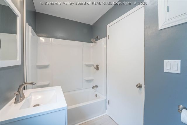 929 Park Street, St Albans, WV 25177