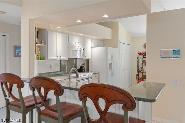 13050 Amberley CT 712, Bonita Springs, FL 34135