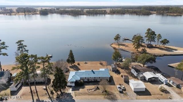 835 Foreman Lane, Belhaven, NC 27810