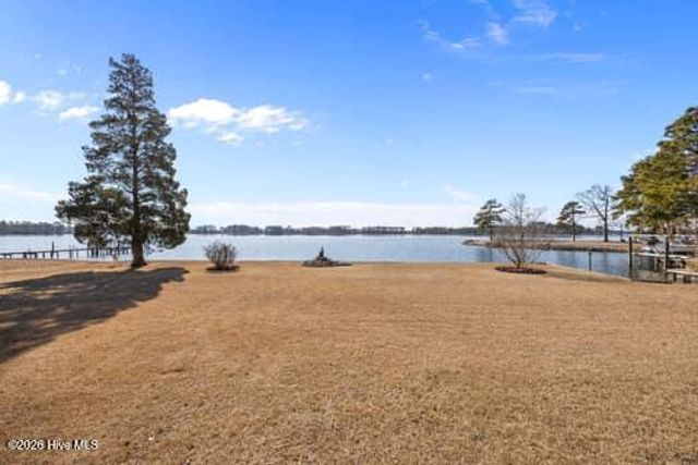 835 Foreman Lane, Belhaven, NC 27810