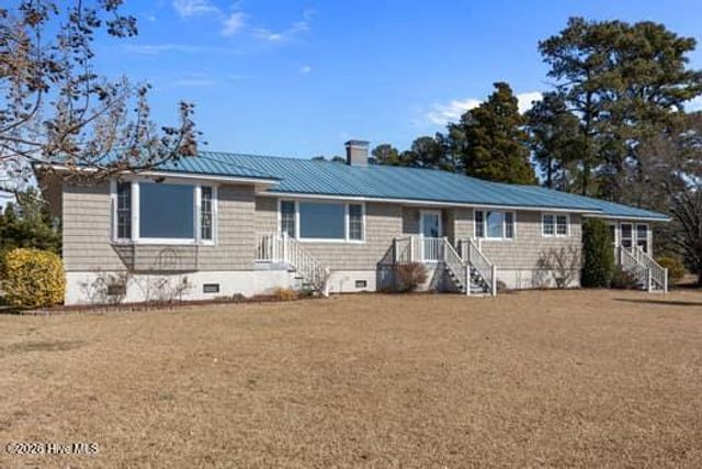 835 Foreman Lane, Belhaven, NC 27810