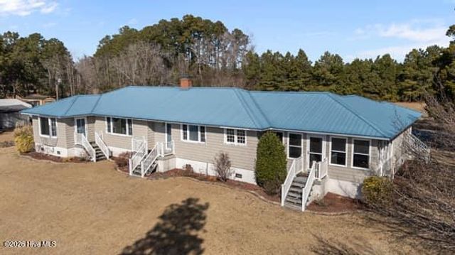 835 Foreman Lane, Belhaven, NC 27810