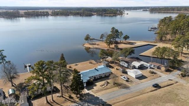 835 Foreman Lane, Belhaven, NC 27810