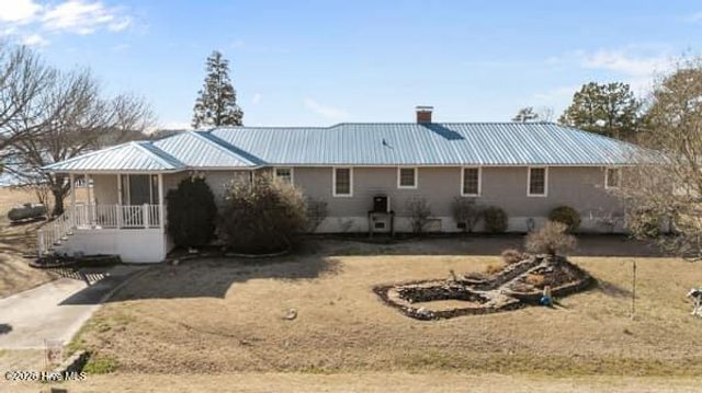 835 Foreman Lane, Belhaven, NC 27810