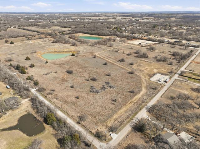935 County Road 404, Alvarado, TX 76009