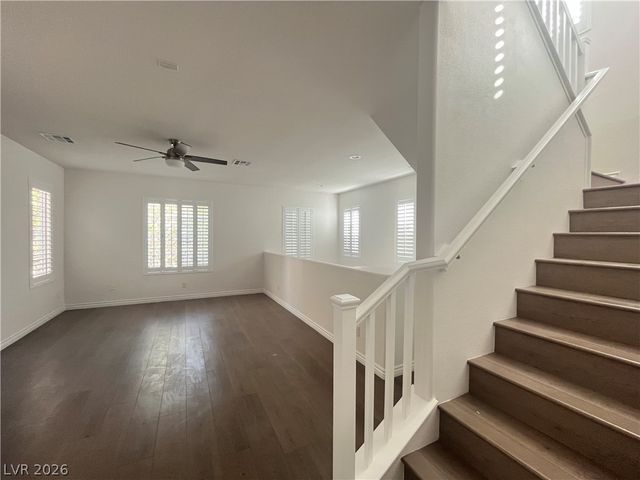 1972 HOLLYWELL Street, Las Vegas, NV 89135