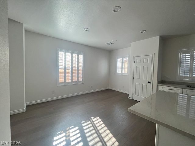 1972 HOLLYWELL Street, Las Vegas, NV 89135