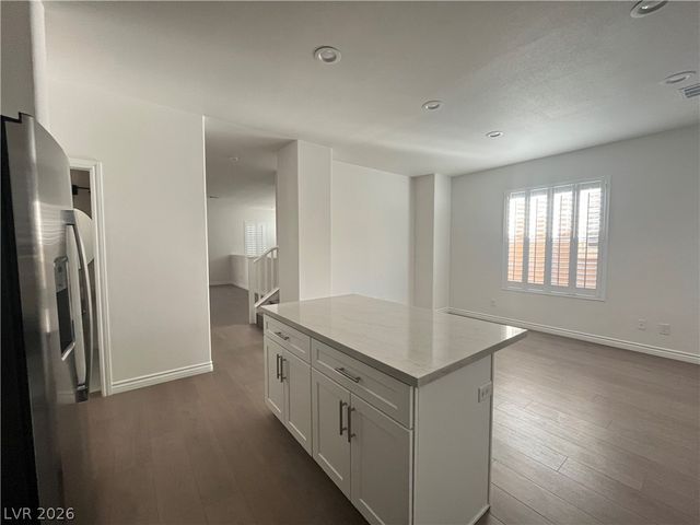 1972 HOLLYWELL Street, Las Vegas, NV 89135