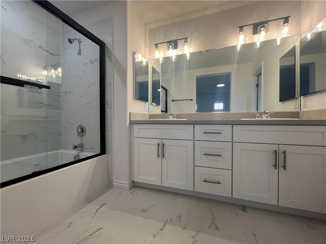 1972 HOLLYWELL Street, Las Vegas, NV 89135