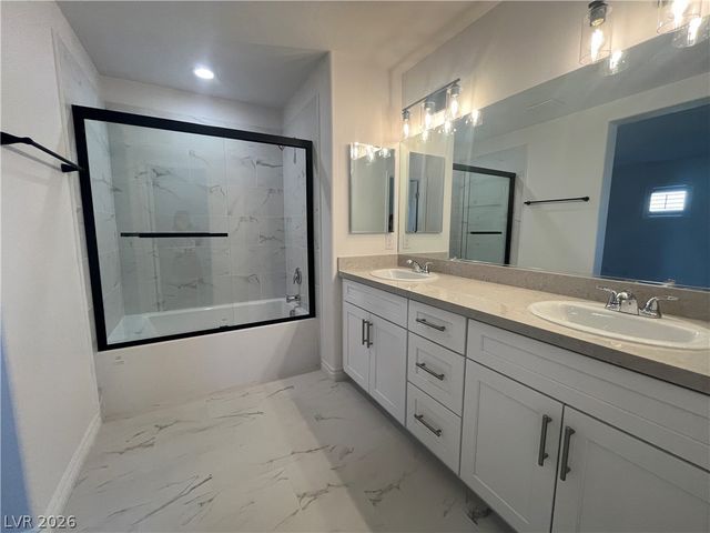 1972 HOLLYWELL Street, Las Vegas, NV 89135