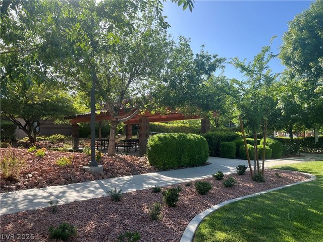 1972 HOLLYWELL Street, Las Vegas, NV 89135