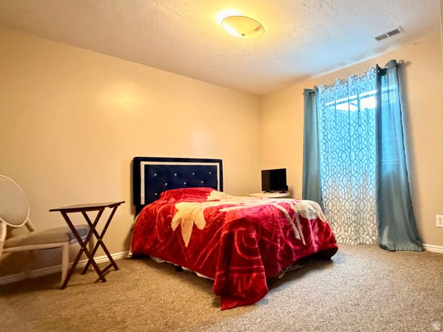 1528 E BUTTERCUP DR, Sandy, UT 84092