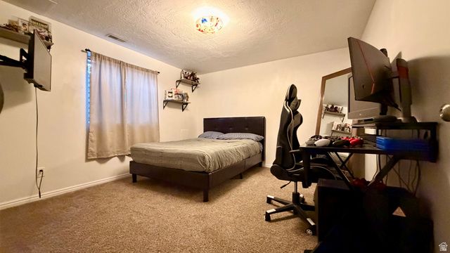 1528 E BUTTERCUP DR, Sandy, UT 84092