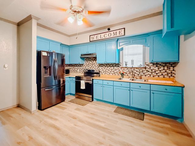 847 S 15th Street Comm, Corsicana, TX 75110