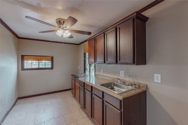 847 S 15th Street Comm, Corsicana, TX 75110