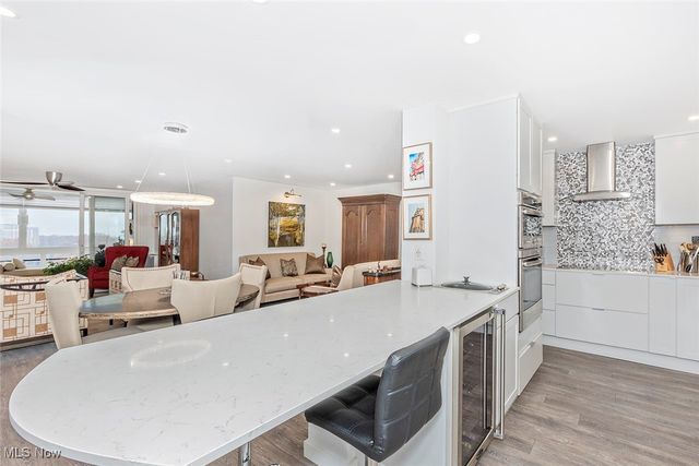 25801 Lake Shore Boulevard 112, Euclid, OH 44132