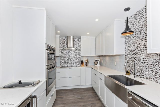 25801 Lake Shore Boulevard 112, Euclid, OH 44132