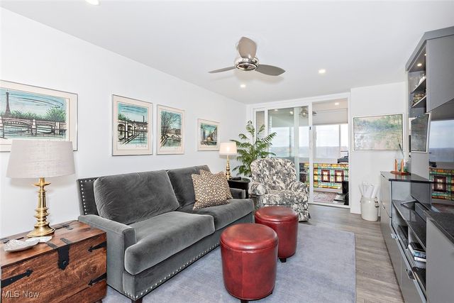 25801 Lake Shore Boulevard 112, Euclid, OH 44132