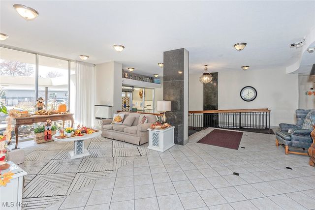 25801 Lake Shore Boulevard 112, Euclid, OH 44132