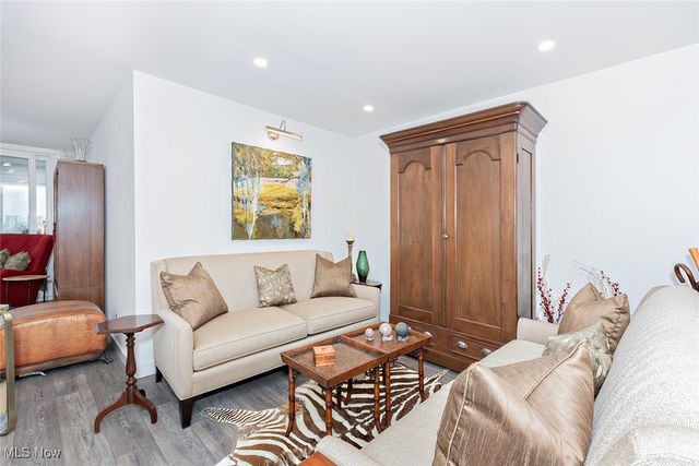 25801 Lake Shore Boulevard 112, Euclid, OH 44132