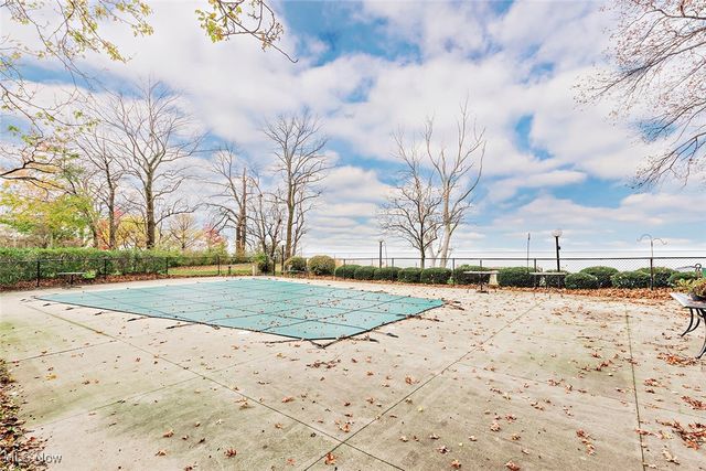 25801 Lake Shore Boulevard 112, Euclid, OH 44132