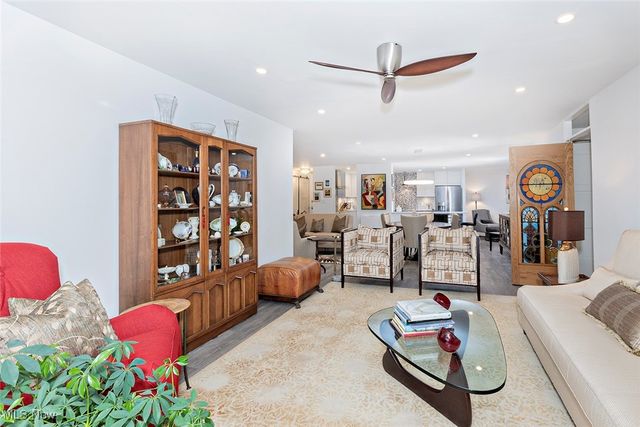 25801 Lake Shore Boulevard 112, Euclid, OH 44132