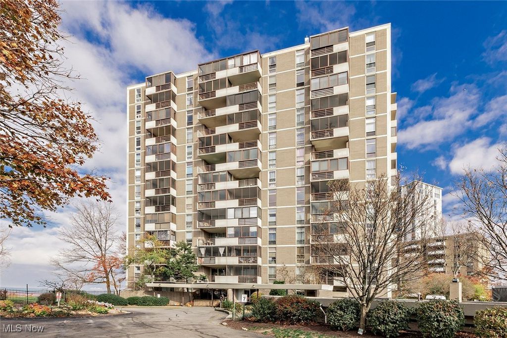 25801 Lake Shore Boulevard 112, Euclid, OH 44132