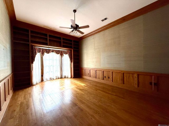 1831 Old Plantation Ln, Baton Rouge, LA 70806