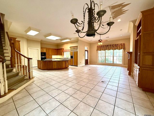1831 Old Plantation Ln, Baton Rouge, LA 70806