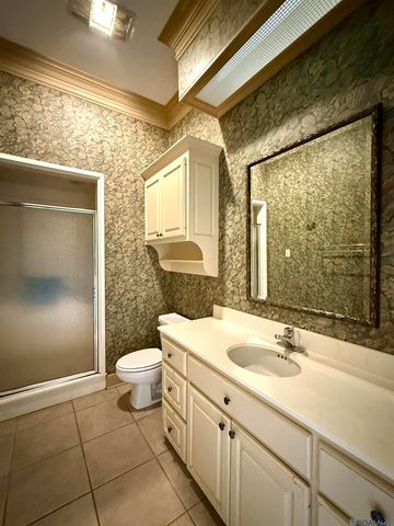 1831 Old Plantation Ln, Baton Rouge, LA 70806
