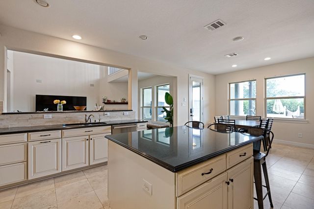 4627 Miramar Drive, League City, TX 77573