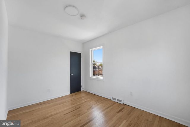 125 LINDEN ST, Camden, NJ 08102