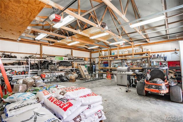 698 Hoot Owl Lane, Grandin, MO 63943