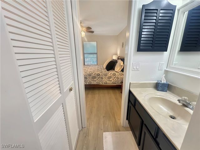 600 Neapolitan WAY 342, Naples, FL 34103